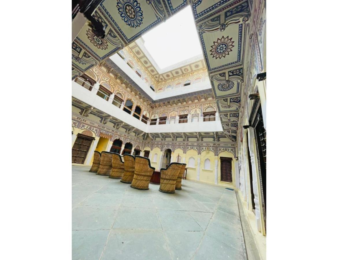 Singhasan Haveli, Mandawa Appartement Buitenkant foto