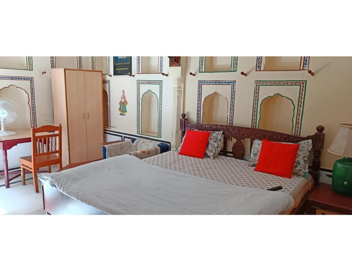 Singhasan Haveli, Mandawa Appartement Buitenkant foto