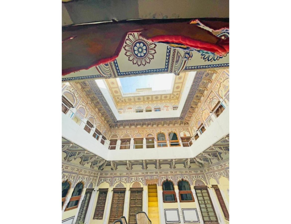Singhasan Haveli, Mandawa Appartement Buitenkant foto